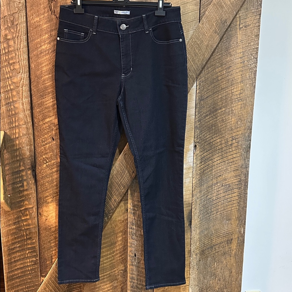 NWOT Lee Riders Curvy Fit Mid Rise Skinny Jeans in Deep Indigo
